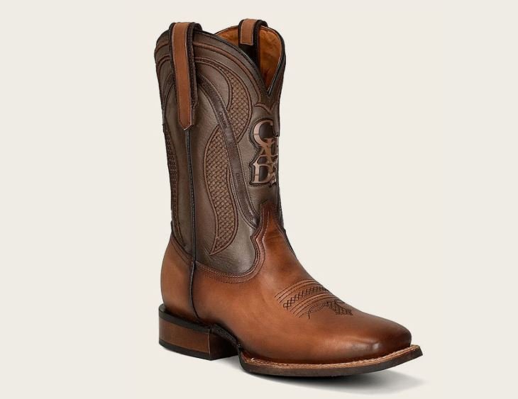 Cowboy rodeo boots in honey-colored leather